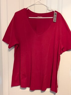 Lane Bryant Burgundy V-Neck Short Sleeve Swing Tee Sz 18/20 NWT